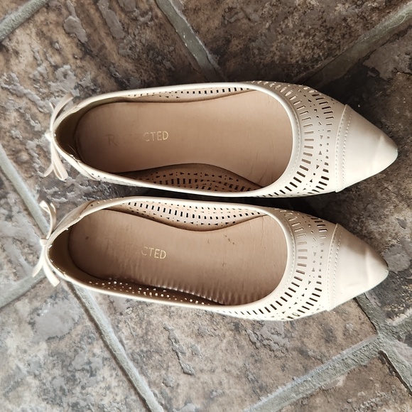 Restricted Ballet Flats - Picture 1 of 3